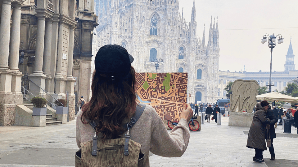 Milan: Treasure Hunt & Walking Tour - Language Options