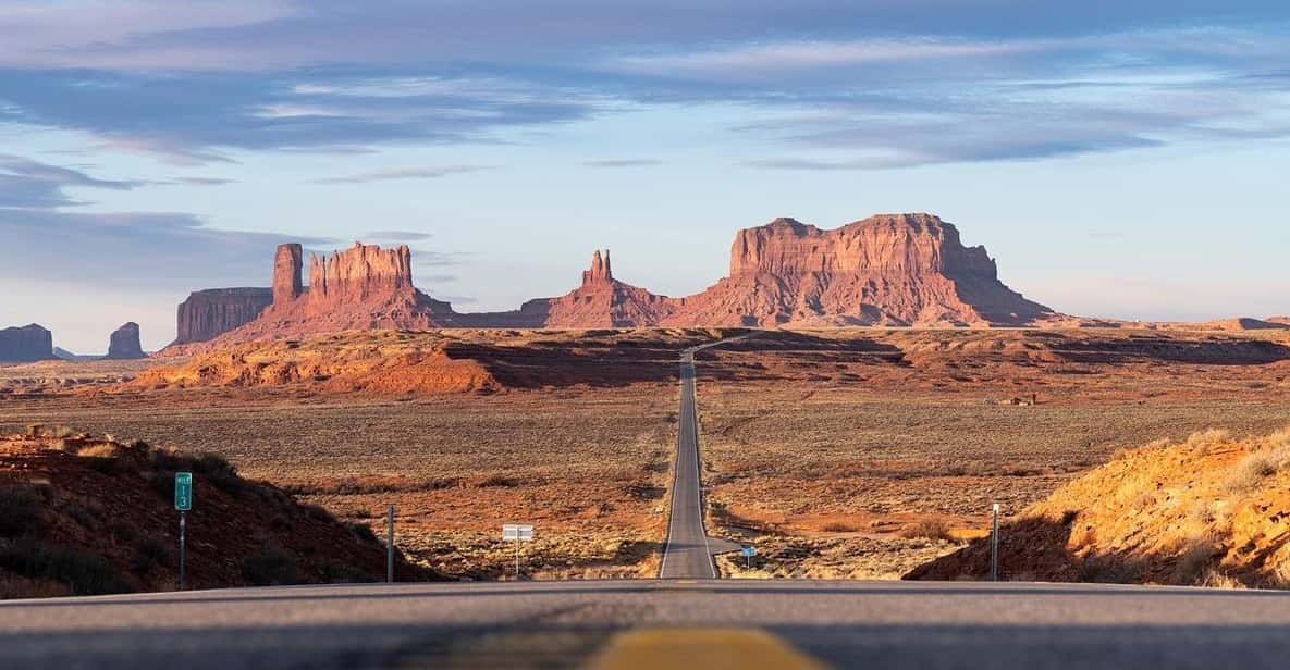 Monument Valley: Cultural Tour With Dinner and Entertainment - Itinerary Highlights