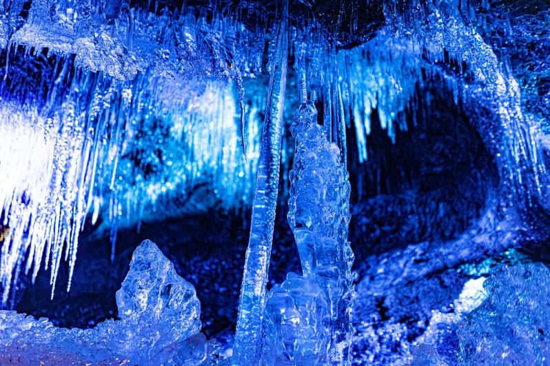 Mt. Fuji Day Tour: Narusawa Ice Cave&All-You-Can-Eat Muscat - All-You-Can-Eat Muscat