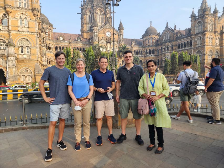 Mumbai: Essentials Group City Sightseeing Tour - Cultural Landmarks