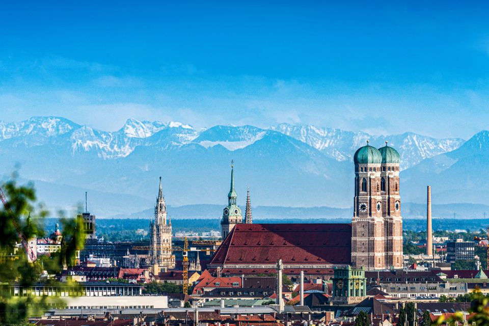 Munich: First Discovery Walk and Reading Walking Tour - Self-Guided Experience