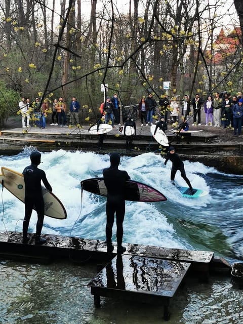 Munich: Mini Classic Bike Tour With Beer Garden Stop at 4 PM - Key Sites