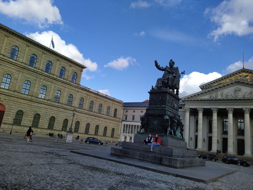 Munich Residenz: Private Tour With Artist Paul Riedel - Bavarian History and Traditions