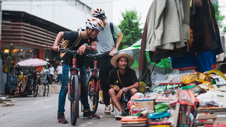 Must-try: Hidden Bangkok Bike and Food Tour - Food Experience