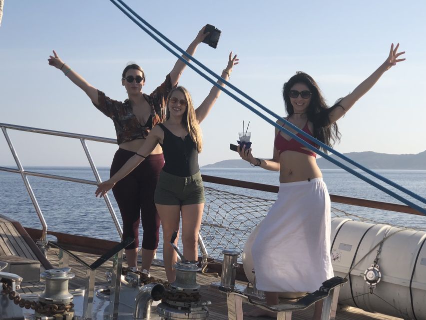 Mykonos: Sunset Yacht Cruise for Adults-Only With Transfers - Cruise Timetable 2024