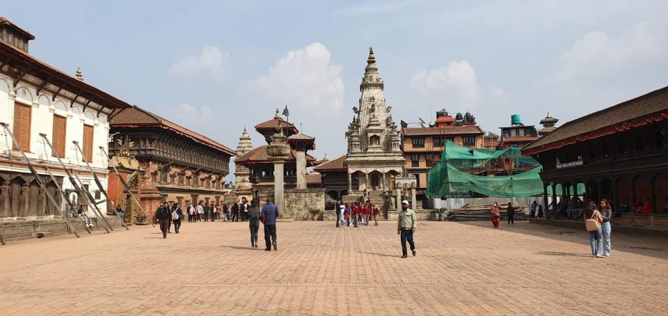 Nagarkot Sunrise and Bhaktapur Day Tour With Guide - Bhaktapur Visit