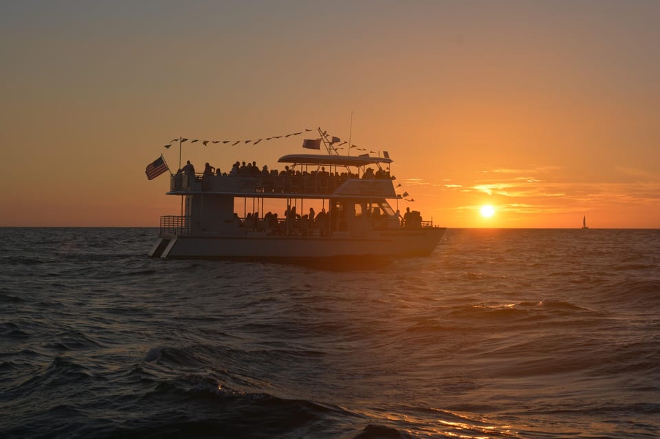 Naples Sunset Cruise - Experience Highlights