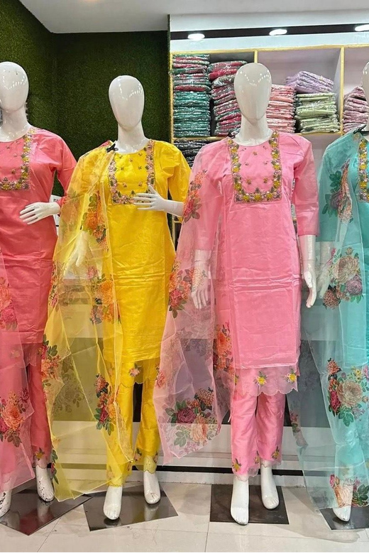 Nepali Traditional Dress (Sari Kurtha Wear) Shopping Tour - Cultural Significance of Attire