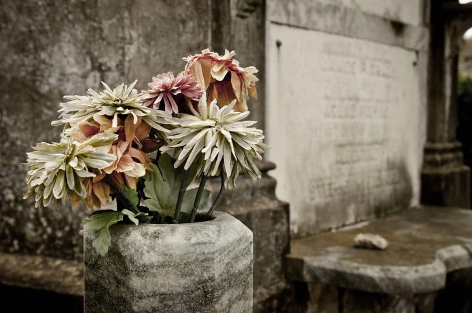 New Orleans: Beyond The Grave Cemetery Walking Tour - Unique Burial Practices