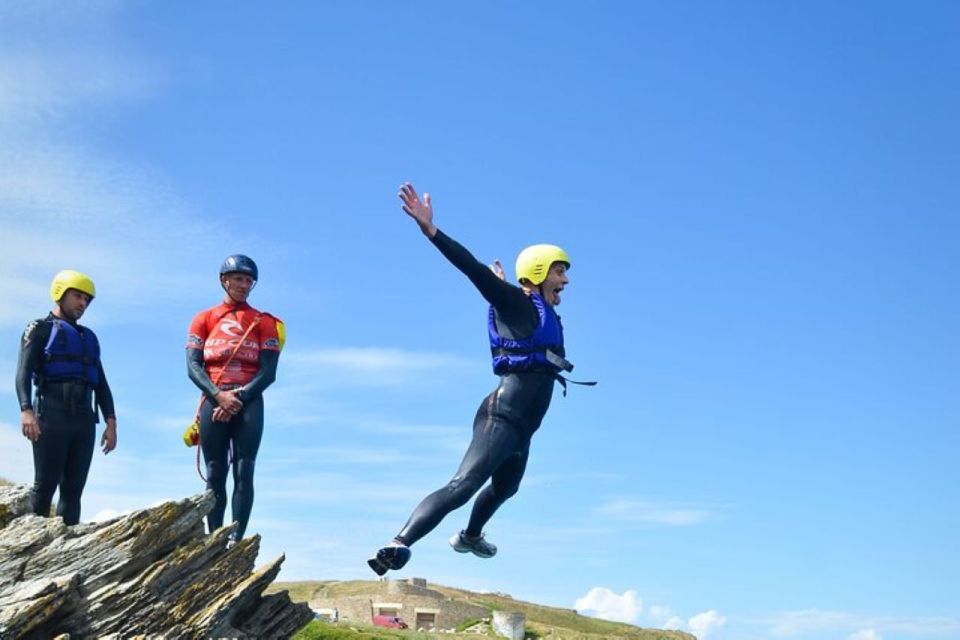 Newquay: Coasteering - Included Amenities and Gear