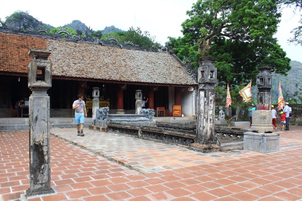 Ninh Binh 1 Day: Hoa Lu and Boating Trang an Ecotourism - Detailed Itinerary