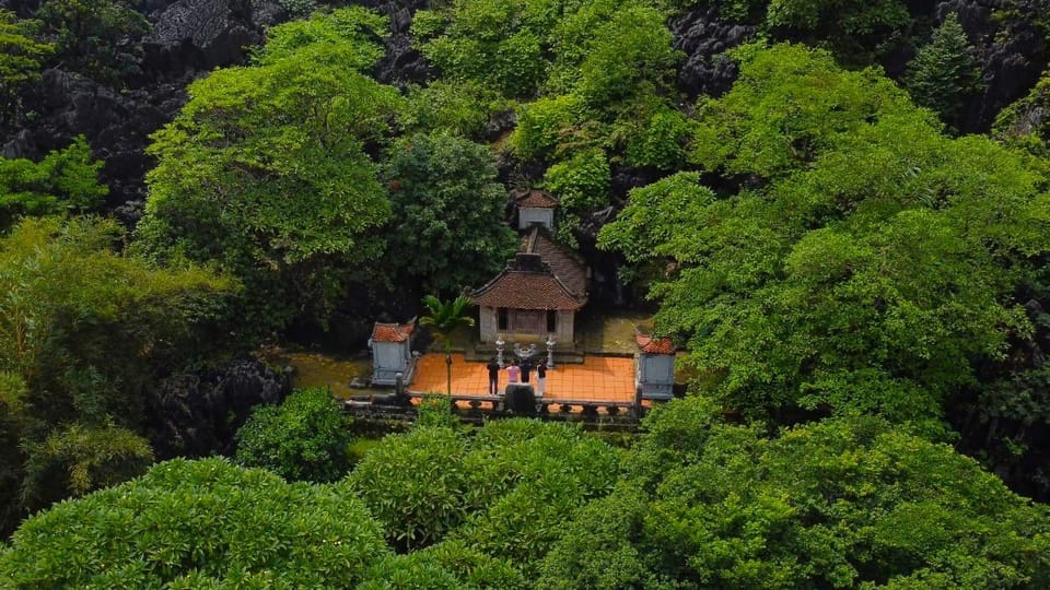 Ninh Binh Full-Day Small Group of 11 Guided Tour From Hanoi - Unique Experiences and Activities