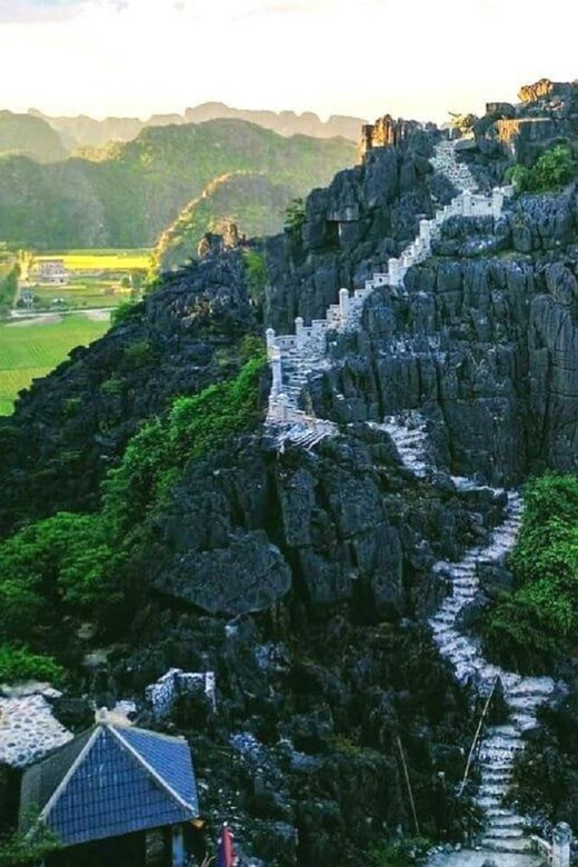 Ninh Binh: Hoa Lu- Trang An- Mua Cave- Bich Dong Pagoda Tour - Mua Cave