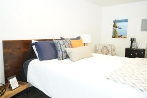 North Idaho Inn - Room Features and Amenities
