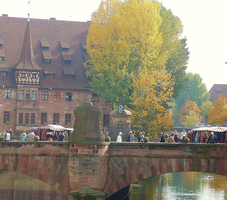 Nuremberg Old Town and Nazi Rally Grounds Walking Tour - Participant Experience and Ratings