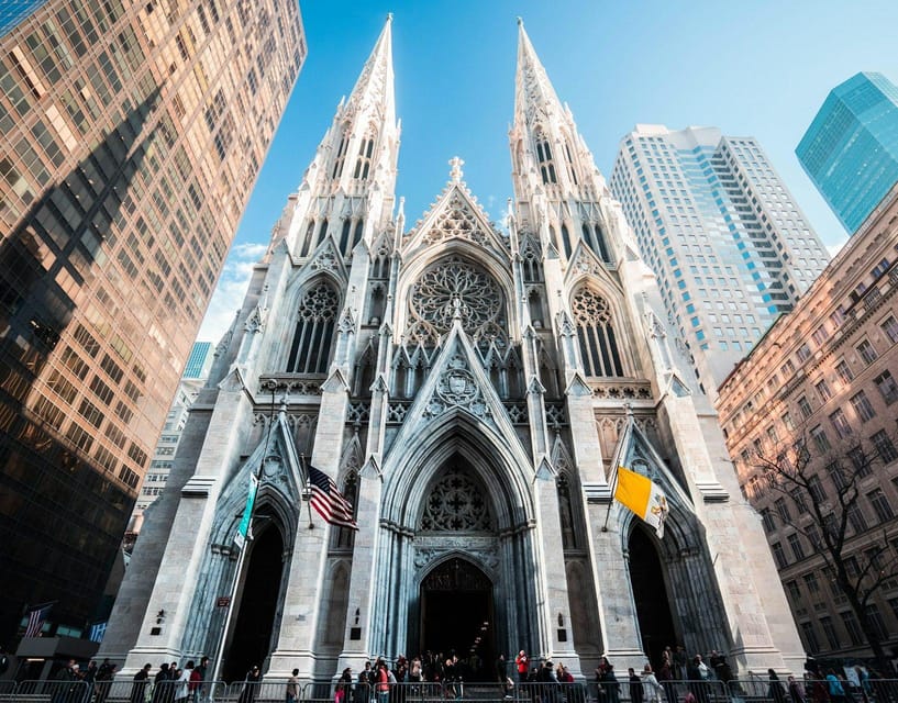 NYC St Patricks Cathedral Tour & 30+ Top Sights Walking Tour - Tour Content and Experience