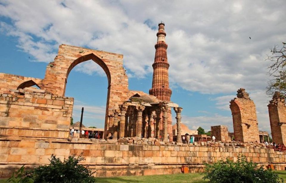 Old and New Delhi Private Full or Half-Day City Tour - Highlights of New Delhi