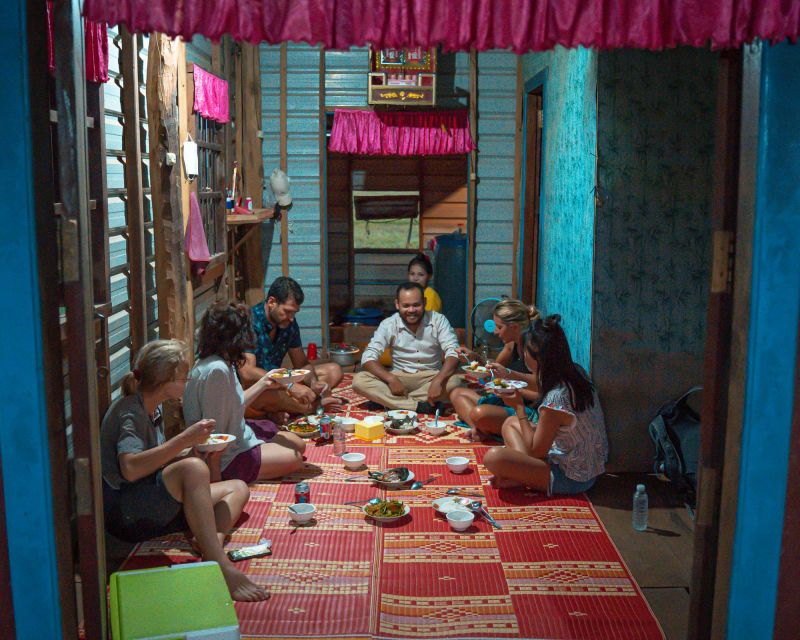 Old Siem Reap Sunset Food Tour by Tuk-Tuk - Experience Highlights