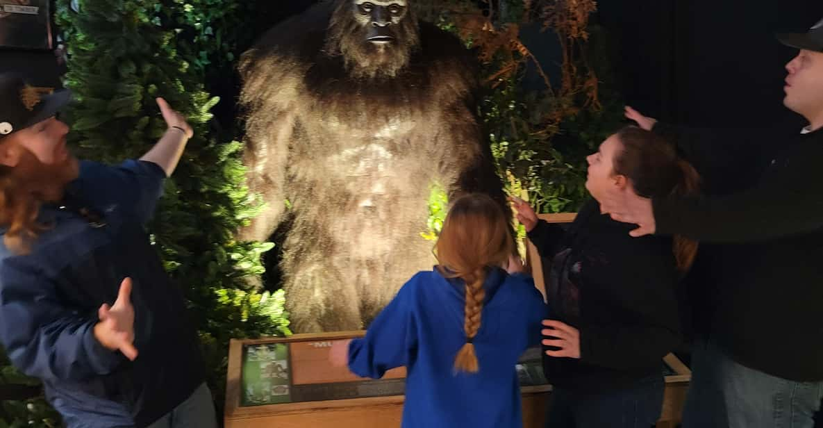 Oregon: the Bigfoot Tour With Museum, Hiking, and Casting - Casting Experience