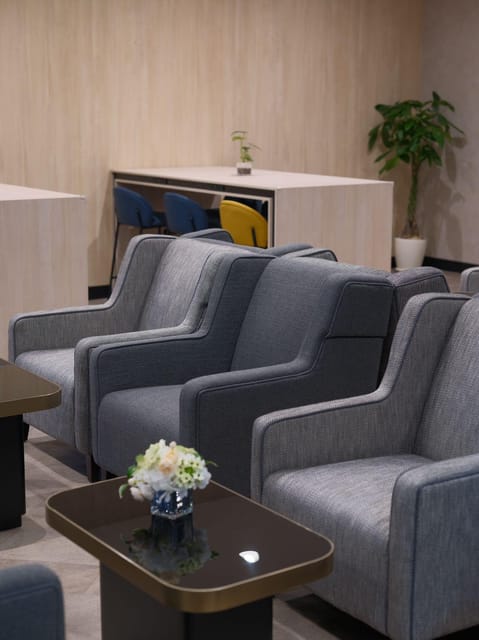 Osaka Umeda City Terminal: Premium Lounge Entry - Pricing Information