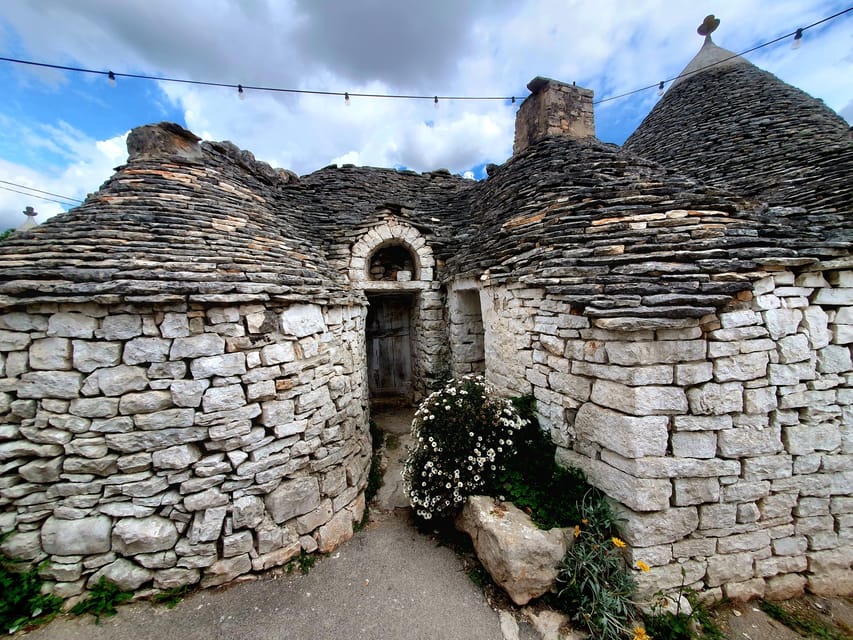 Ostuni: Alberobello, Locorotondo, Ostuni & Apulian Brunch - Itinerary Highlights