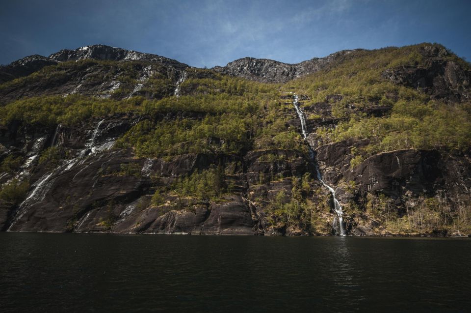 Øystese: Private RIB Fjord Tour & Secluded Viewpoint Hike - Experience Highlights