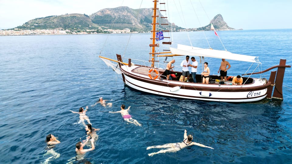 Palermo: Boat Tour Among Caves and Breathtaking Landscapes - Experience Features