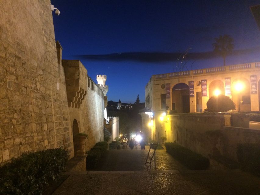 Palma Old Town Sunset Tour and Food Tastings - Meeting Point