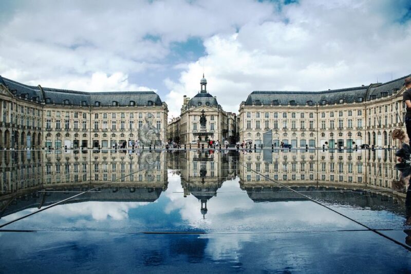 Panoramic Bordeaux Tour in a Premium Vehicule With a Guide - Notable Landmarks Visited