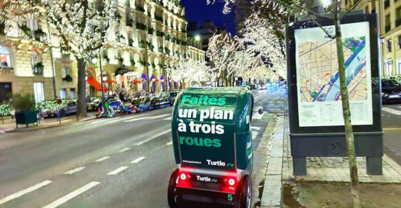 Paris: Christmas Lights Private Tour in a Modern Rickshaw - Experience Features