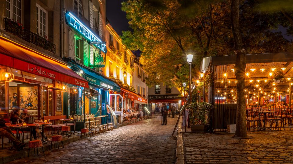 Paris: Montmartre Private Guided Walking Tour - Experience Highlights