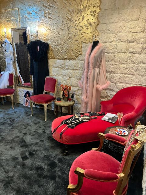 Paris: Private Lingerie Fitting Activity for Couples - Included Amenities