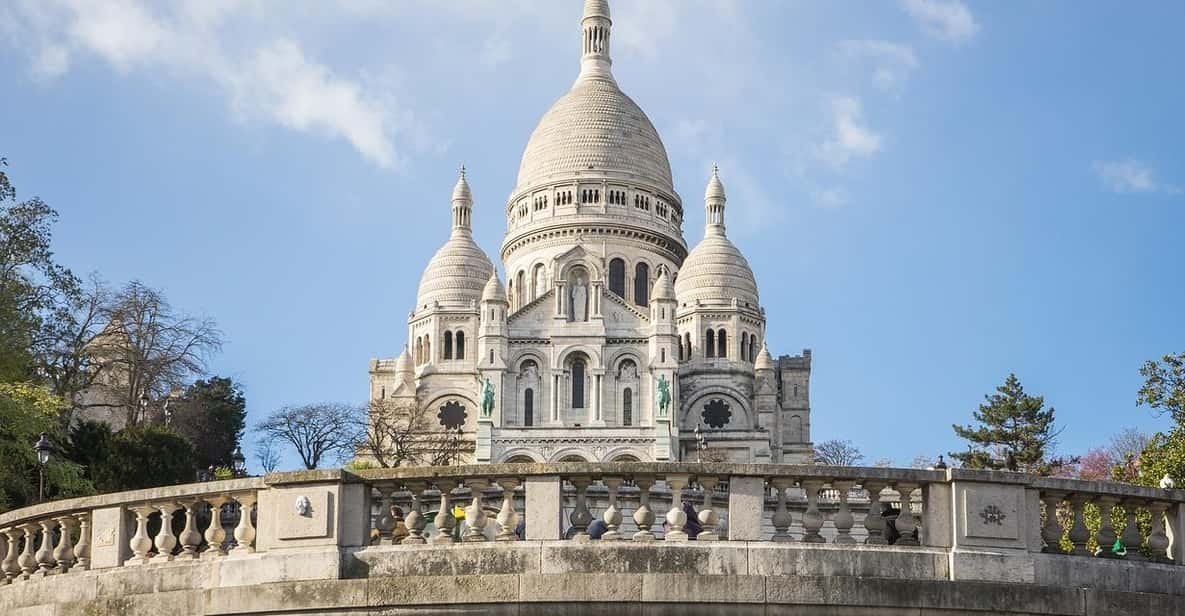 Paris : Private Montmartre Highlights Walking Tour - Experience & Features