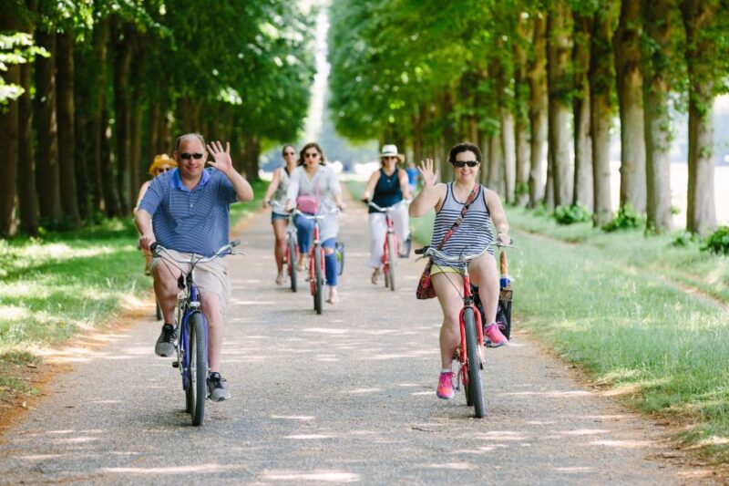Paris: Versailles Sunset Bike Tour With Fireworks Show - Detailed Itinerary
