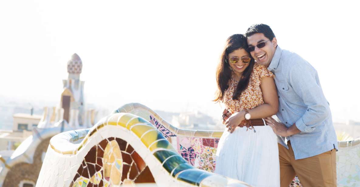 Park Güell With Photoshoot - Photo Deliverables by Group Size