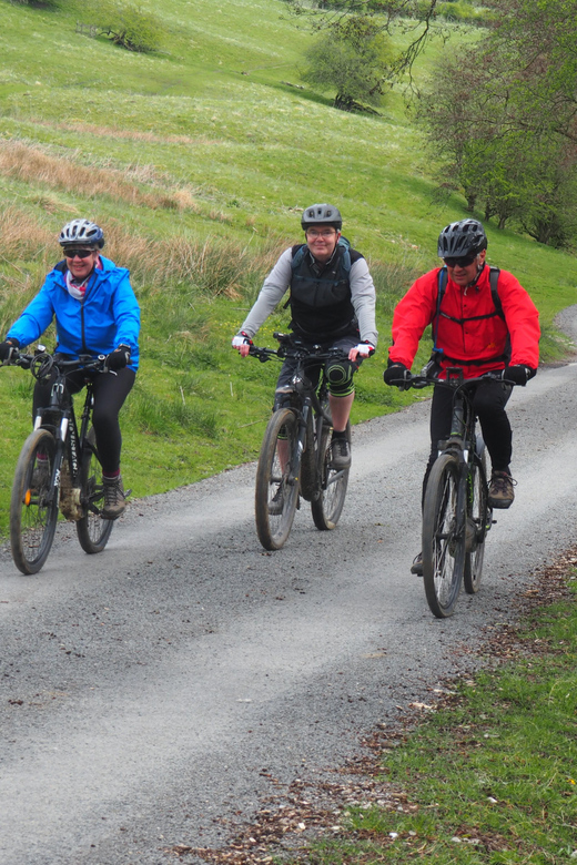 Peak District Highlights Ebike Tour - Experience Environmentally Friendly Tour