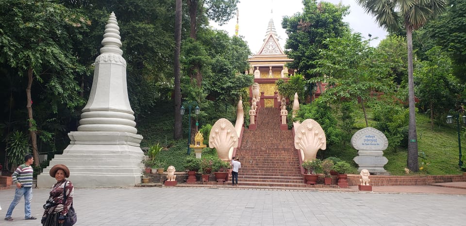 Phnom Penh Full Day Tour - Royal Palace