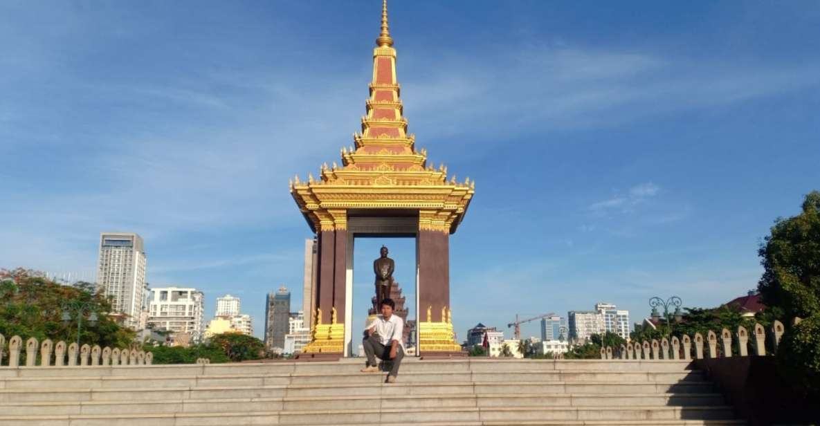 Phnom Penh: Private City Tour by Tuk-Tuk With 10 Highlights - Included Services