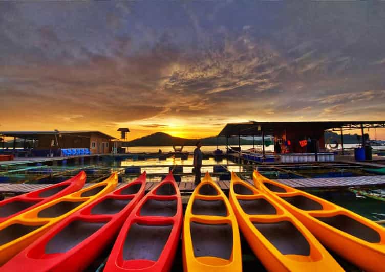 Phuket: Phuket Old Town, Kayaking, Tie Dyeing, and Dinner - Inclusions