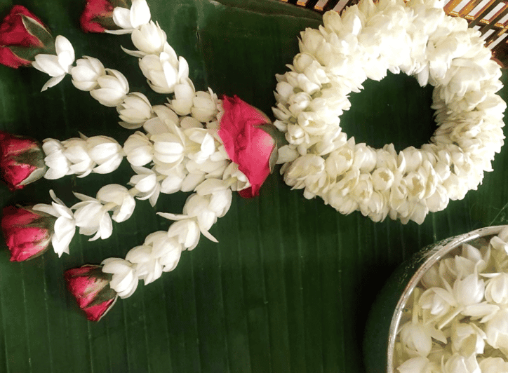 Phuket: Thai Flower Garland Making Workshop - About Srisom Art and Reiki Phuket Healing Studio