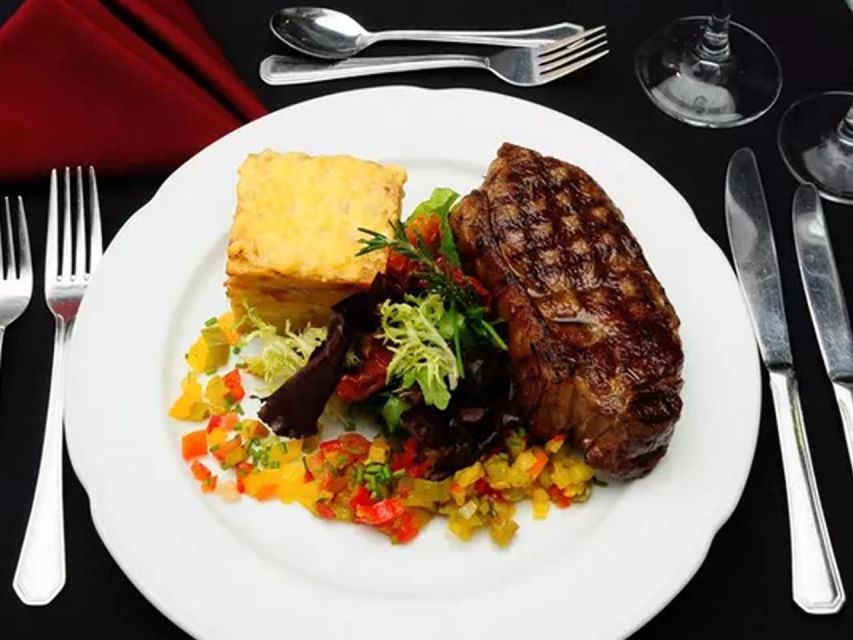 Piazzolla Tango Stalls: Gourmet Dinner + Show + Transfer - Dinner Menu