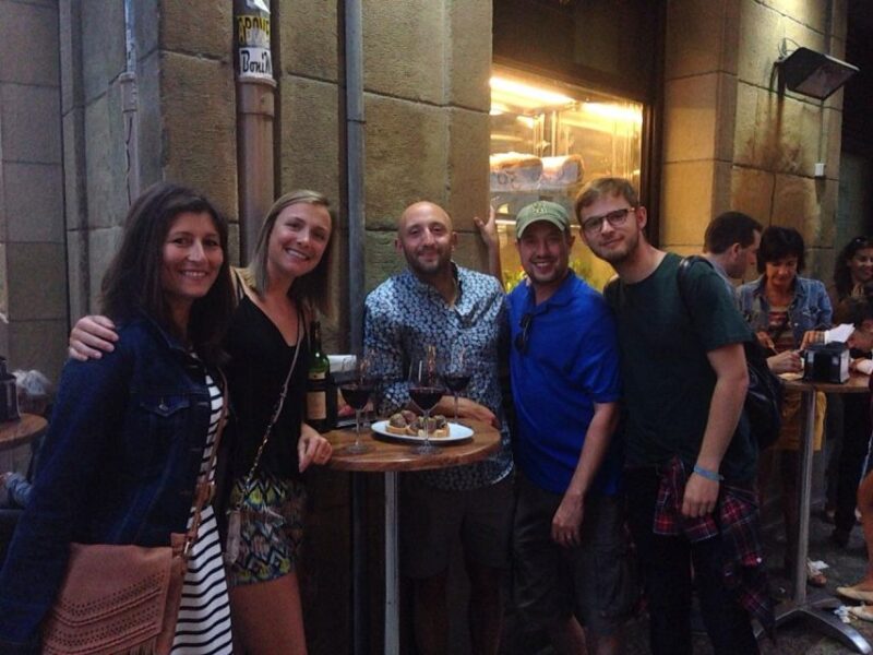 Pintxos Tour for Gourmets in the Old Town - Evening - Guided Experience