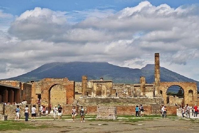 Pompeii Ruins Skip the Line Entrance Tickets With Guided Tour - Meeting and End Points