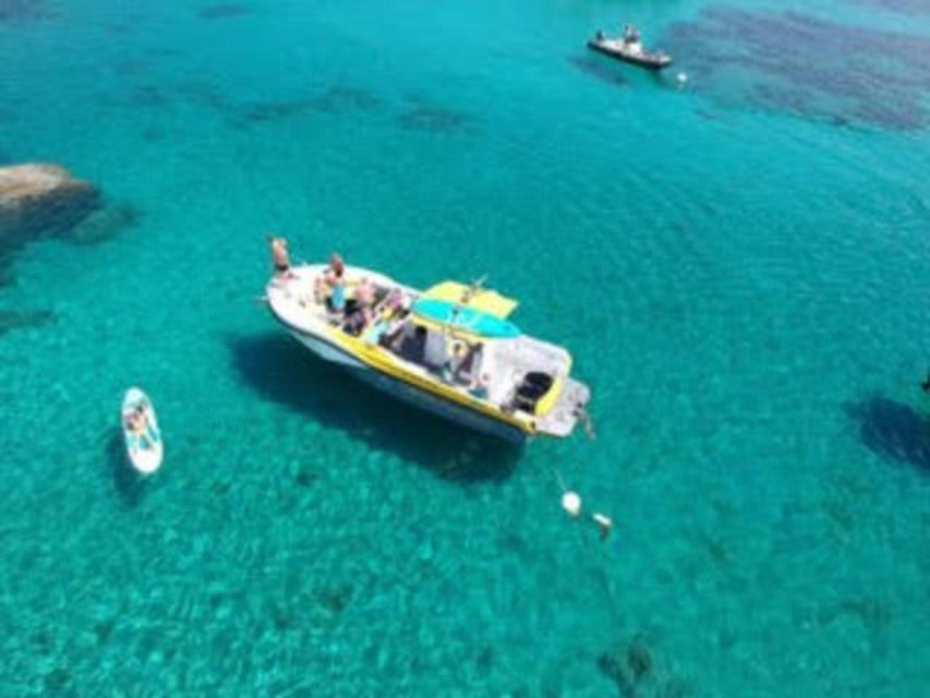 Porto Vecchio: Relaxing Day Excursion on The Santa Maria - Onboard Amenities