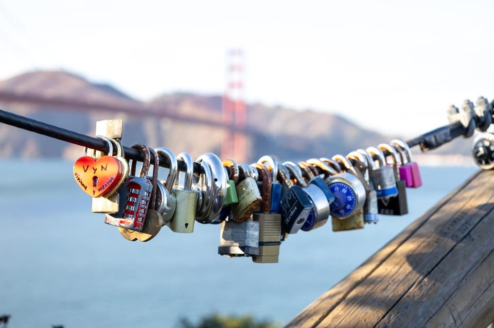 Portrait Session at Golden Gate Bridge SF - What You Can Expect