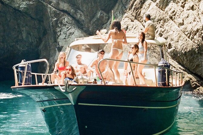 Positano to Capri Instagram Boat Tour - Tour Experience