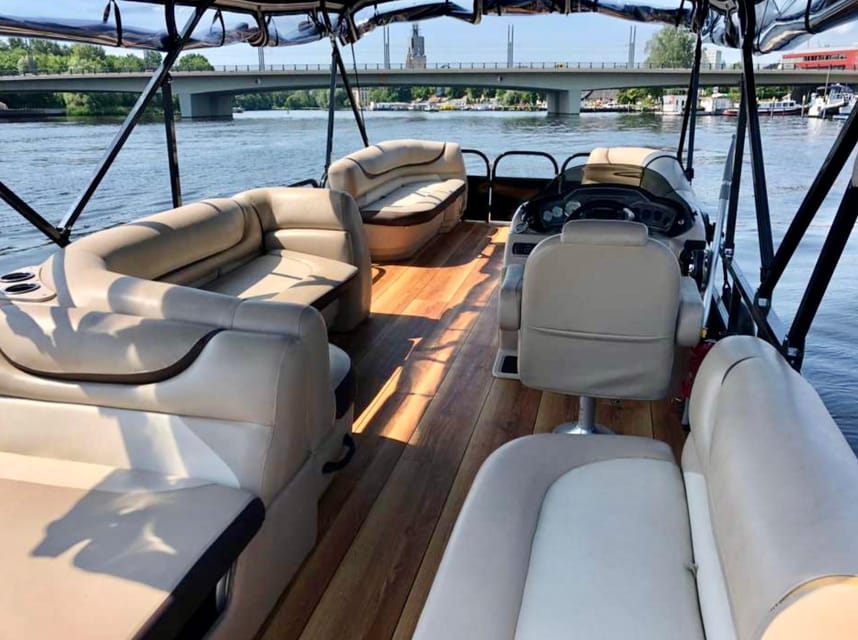 Potsdam: Rent a License-Free Boat for up to 14 PAX - Boat Amenities and Features