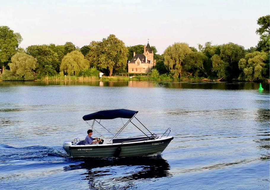 Potsdam: Rent a License-Free Motorboat for 4 PAX - Boat Details