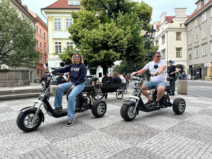 Prague: 2 Hours FUN TRIKE Tour in Prague With Guide - Exploring Pragues Top Sights