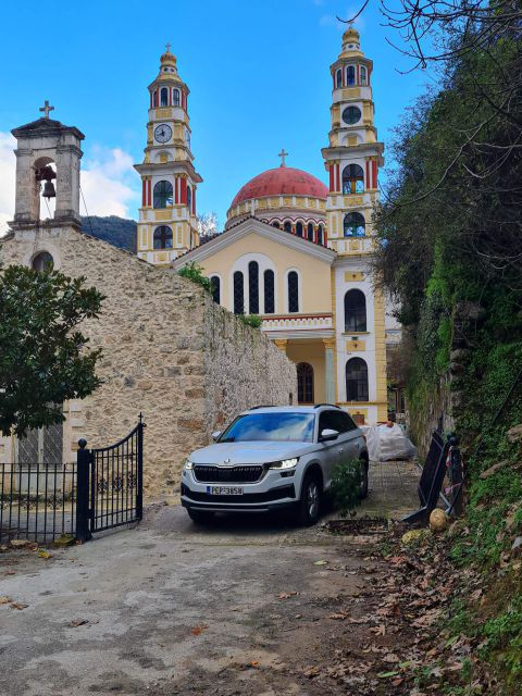 Private Airport Transfers From Chania Airport to Platanias - Driver and Customer Experience